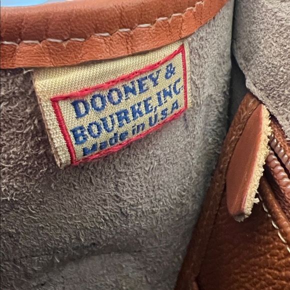 Vintage Dooney & Bourke All Weather Leather Bag - Picture 9 of 9
